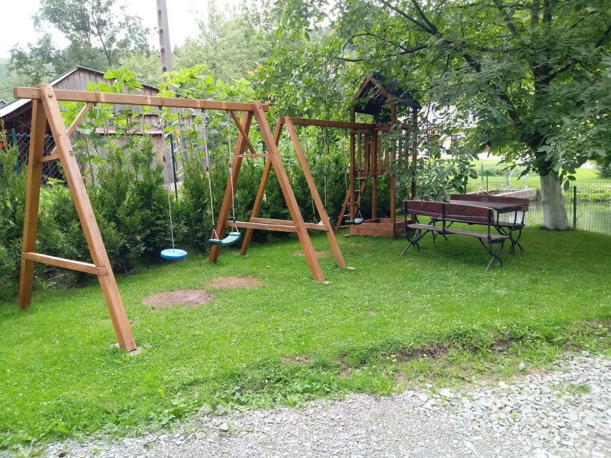 Gazdowka "Pod Pstragiem" Villa Korbielow Luaran gambar