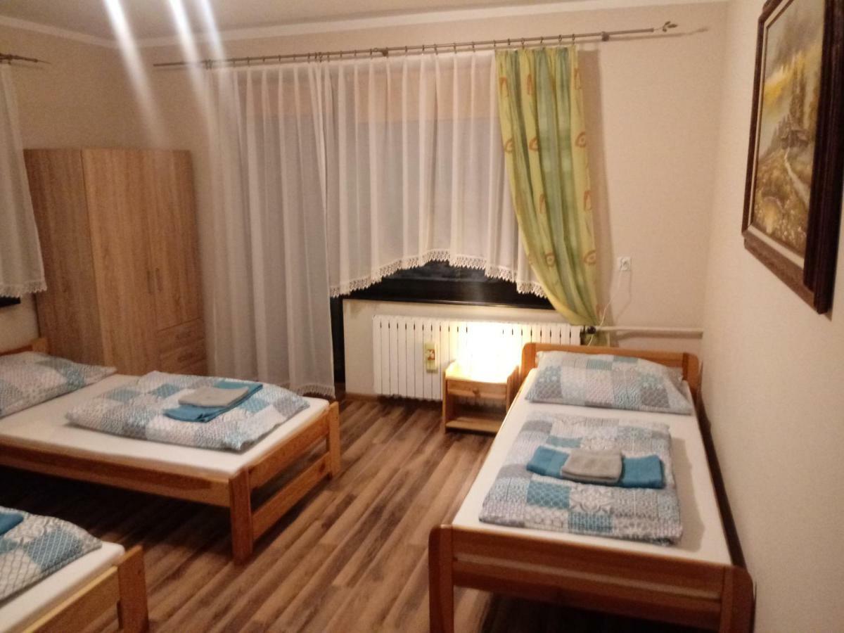Gazdowka "Pod Pstragiem" Villa Korbielow Luaran gambar