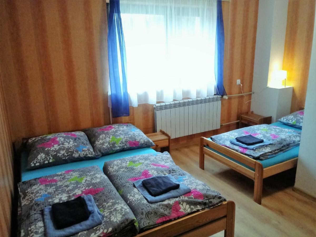 Gazdowka "Pod Pstragiem" Villa Korbielow Luaran gambar